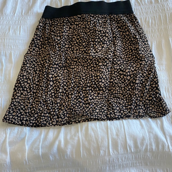 Leopard print mini skirt. - Picture 1 of 1